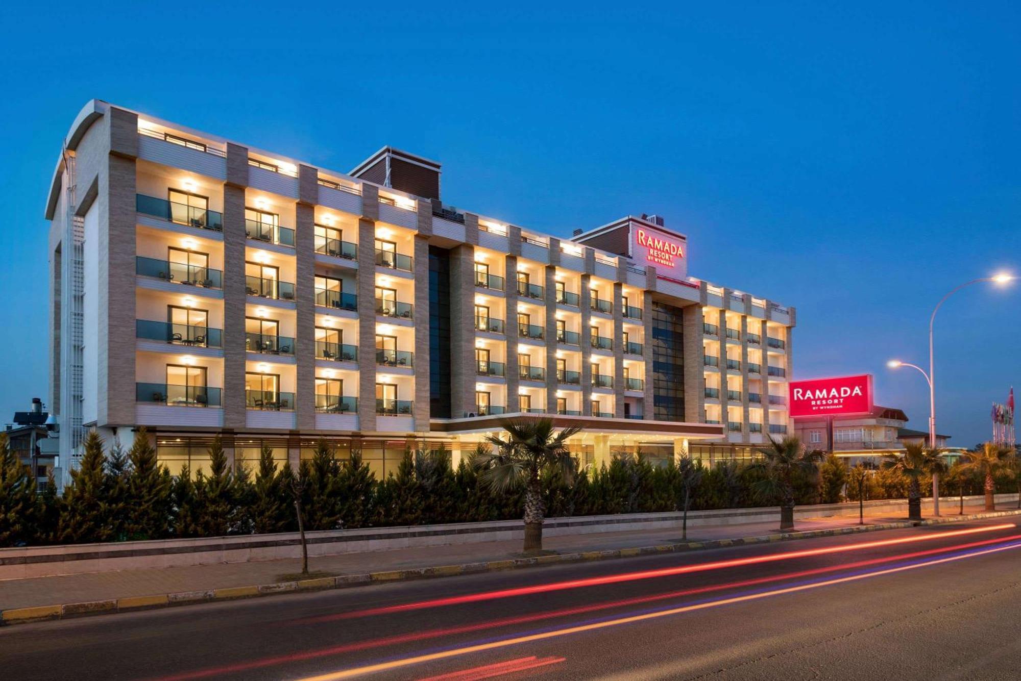 Ramada Resort By Wyndham Unye Exterior foto